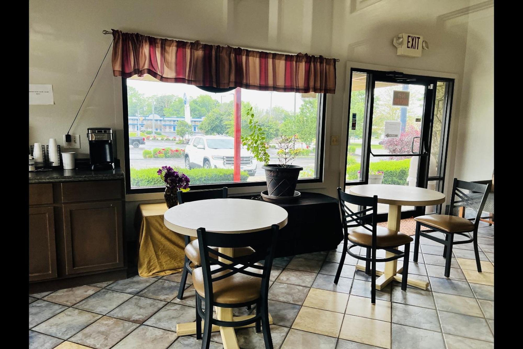 Cozy Garden Inn By Oyo Hwy 40 Richmond Kültér fotó