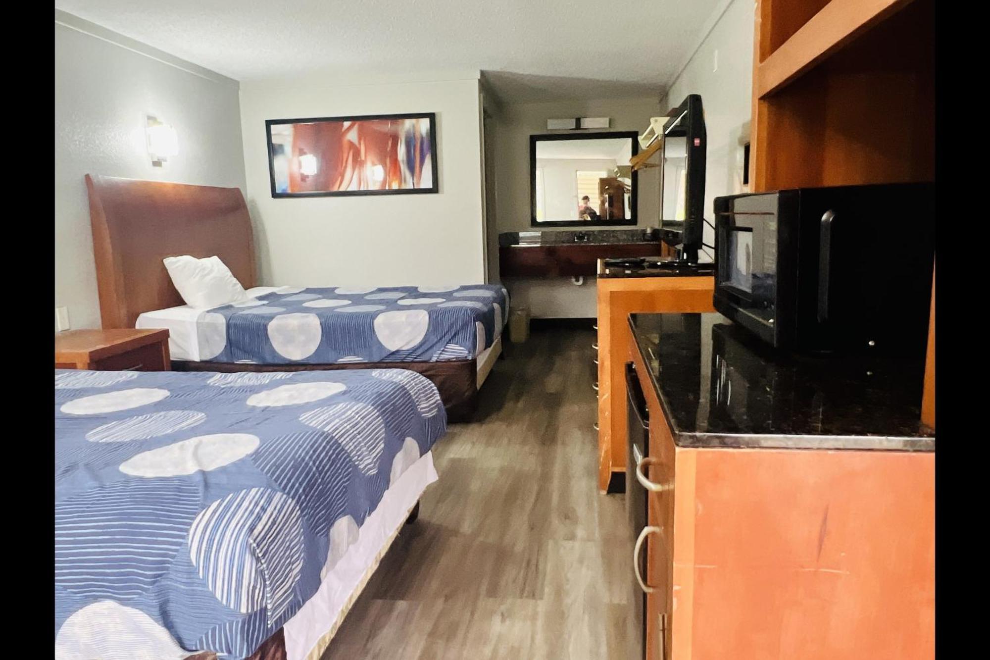 Cozy Garden Inn By Oyo Hwy 40 Richmond Kültér fotó