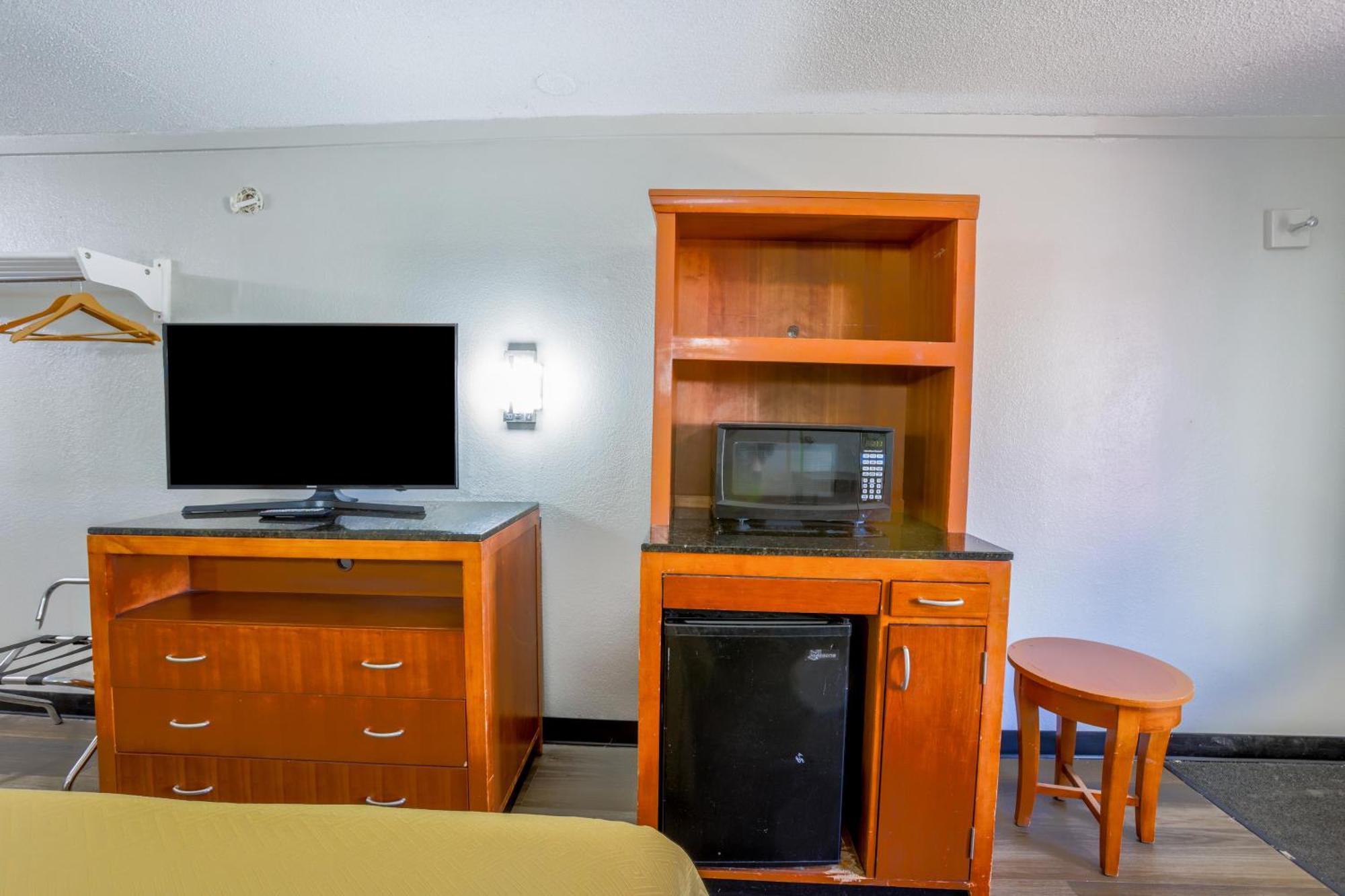 Cozy Garden Inn By Oyo Hwy 40 Richmond Kültér fotó