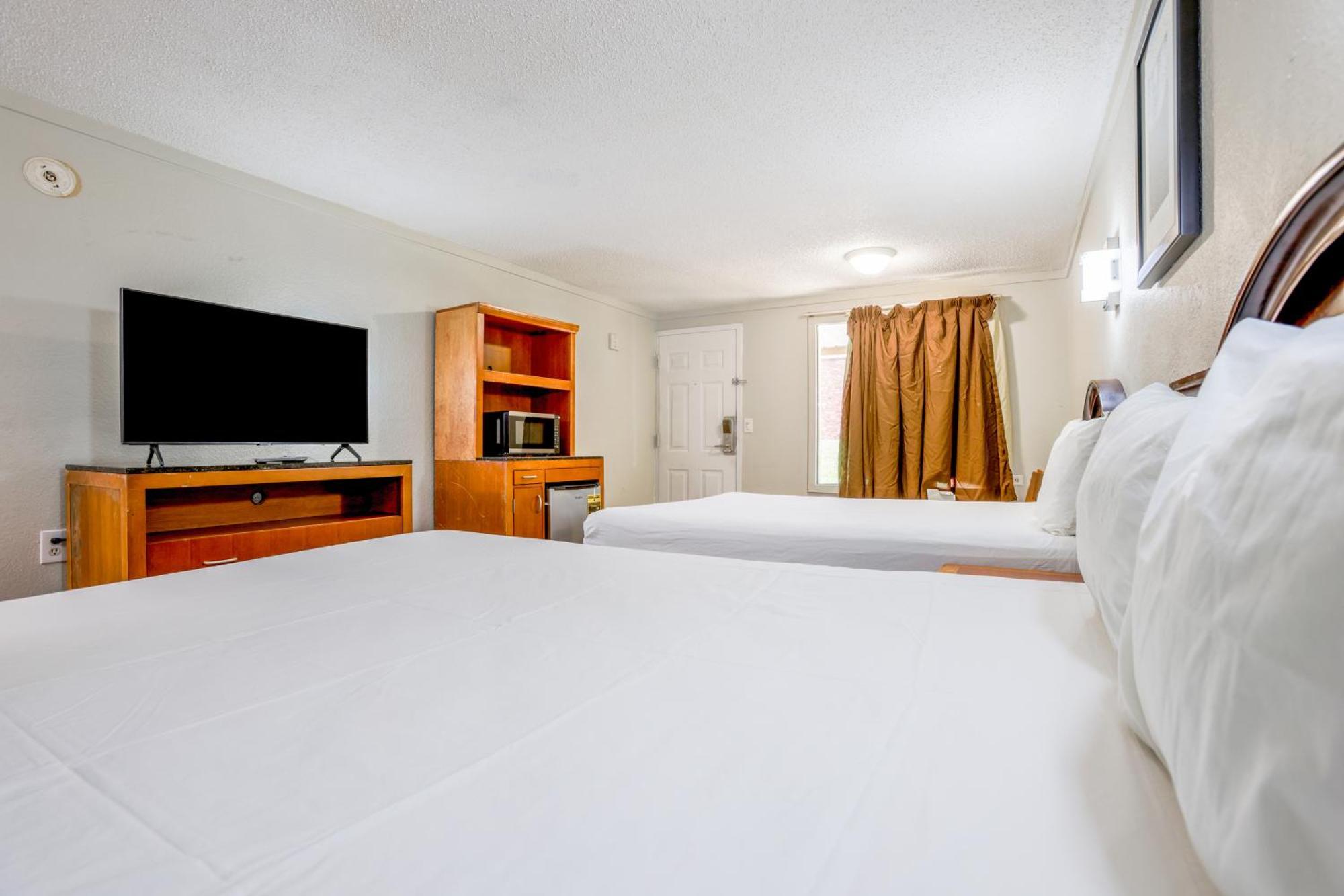 Cozy Garden Inn By Oyo Hwy 40 Richmond Kültér fotó