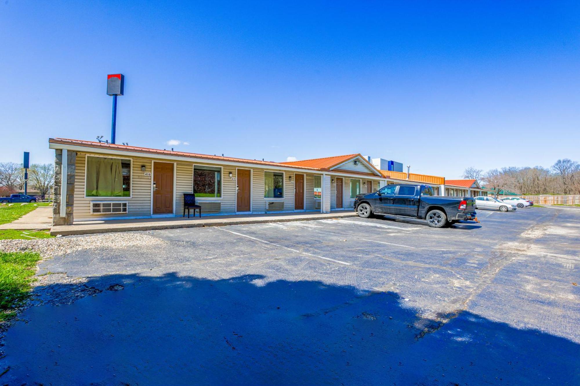 Cozy Garden Inn By Oyo Hwy 40 Richmond Kültér fotó